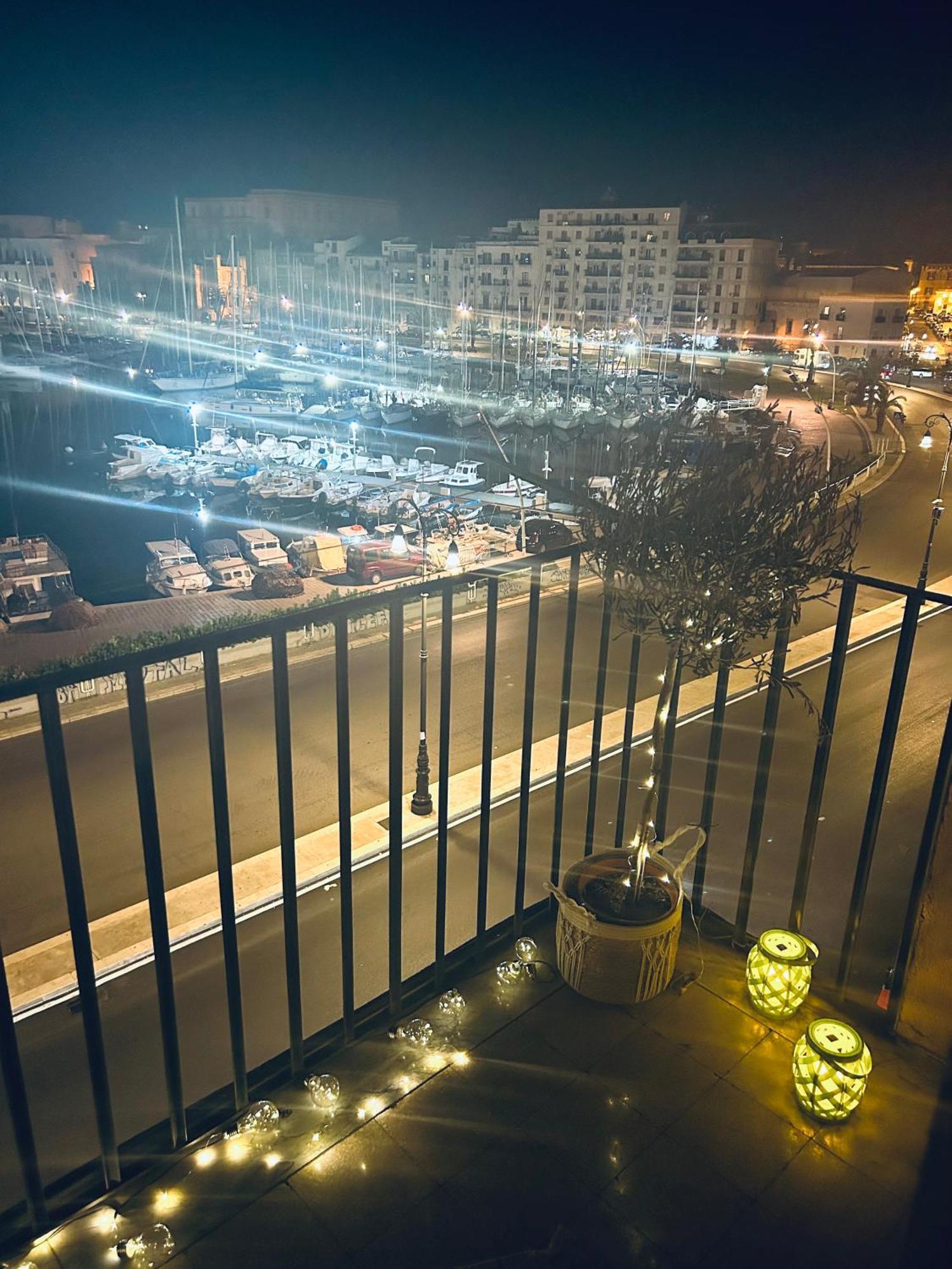 Calamia Apartment Palermo Exterior photo